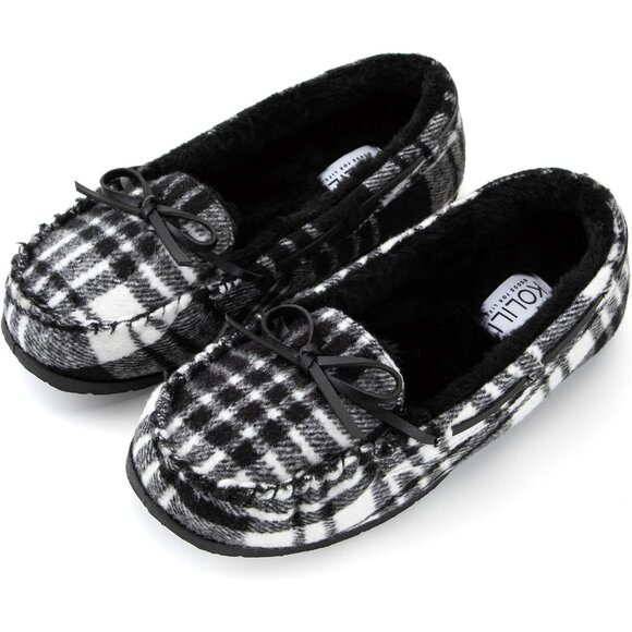 Women's Black White Faux Fur Warm Winter Cozy Rubber Sole Slippers Boot Shoes - Picture 6 of 6